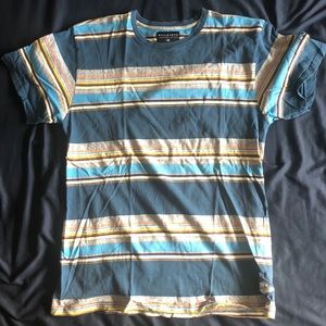 Billabong Men’s XL striped tshirt